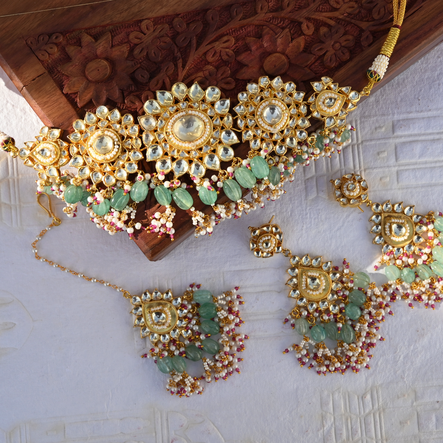 Willow Choker with Earrings