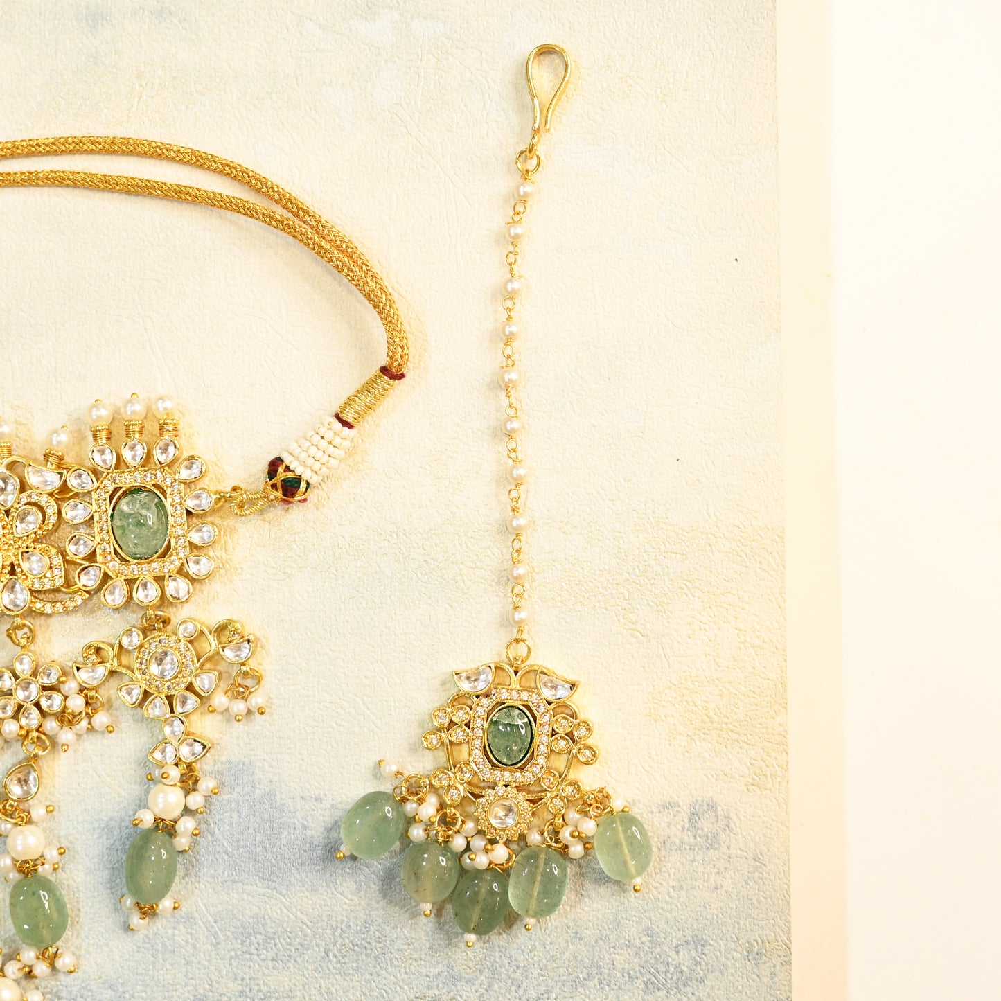 Bahula Choker with Earring and Tika