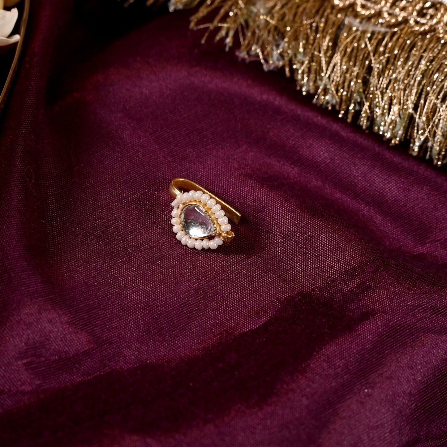 Sagarika Kundan Nose Pin
