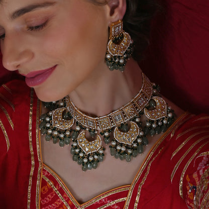 Kaushiki Neckalce With Earrings