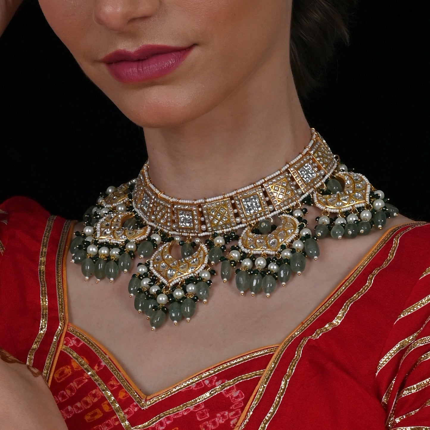 Kaushiki Neckalce With Earrings