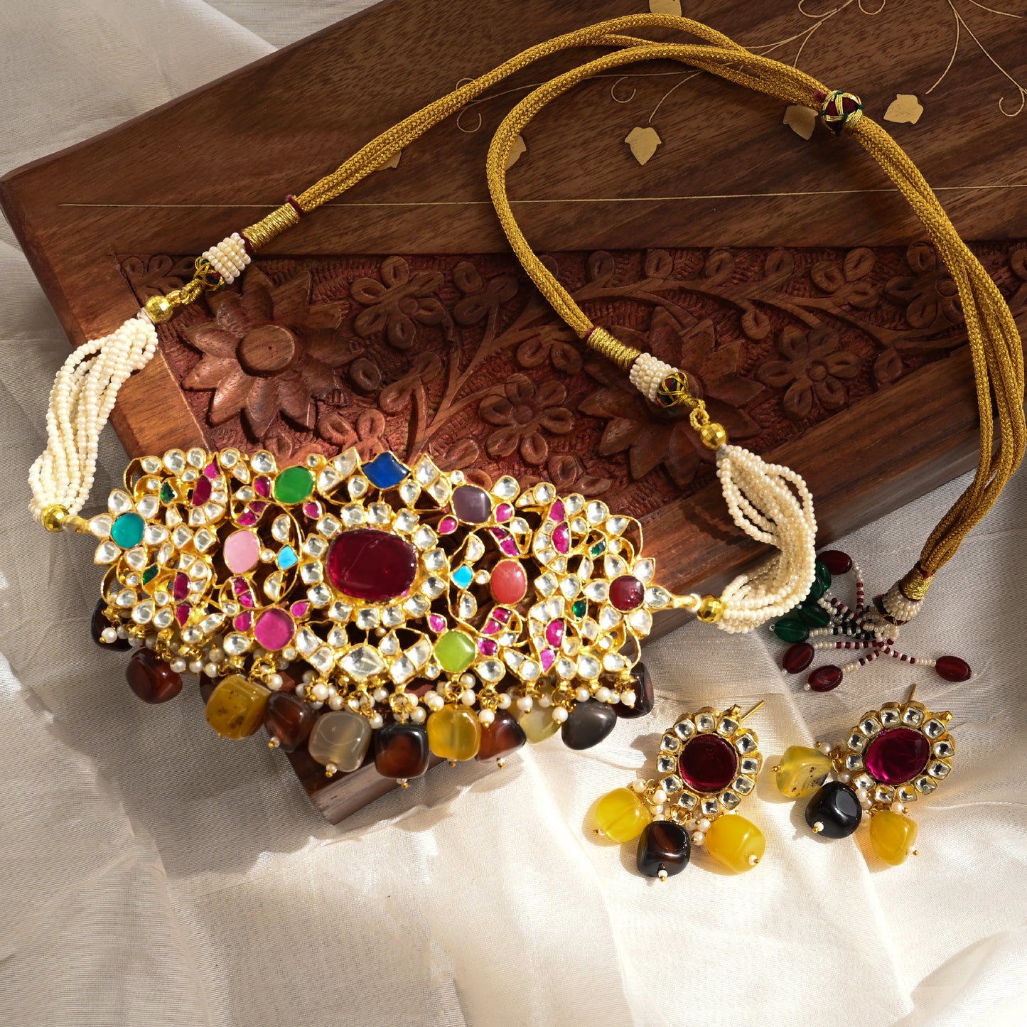 Moksha Choker With Earrings