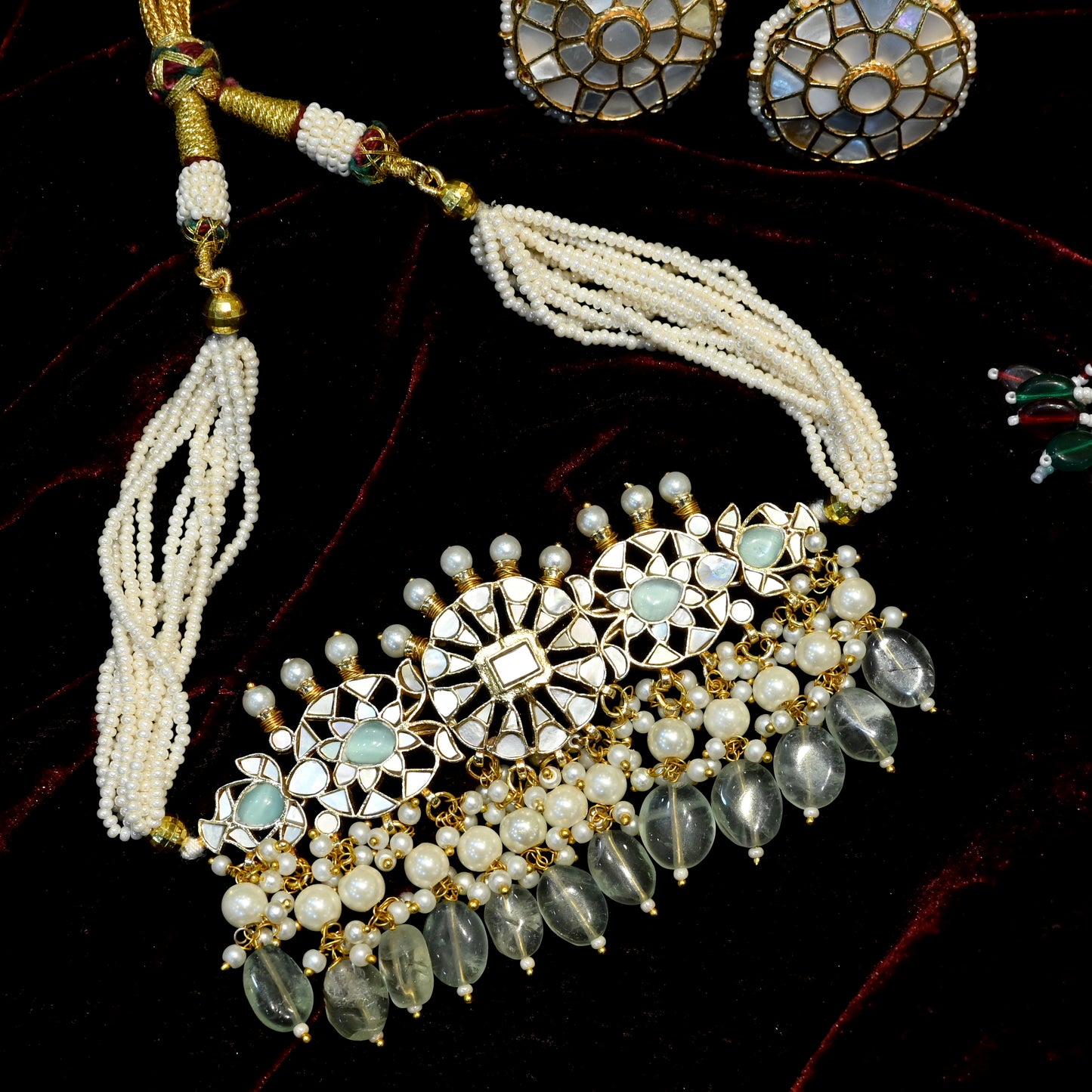 Rahnuma Choker with Earrings