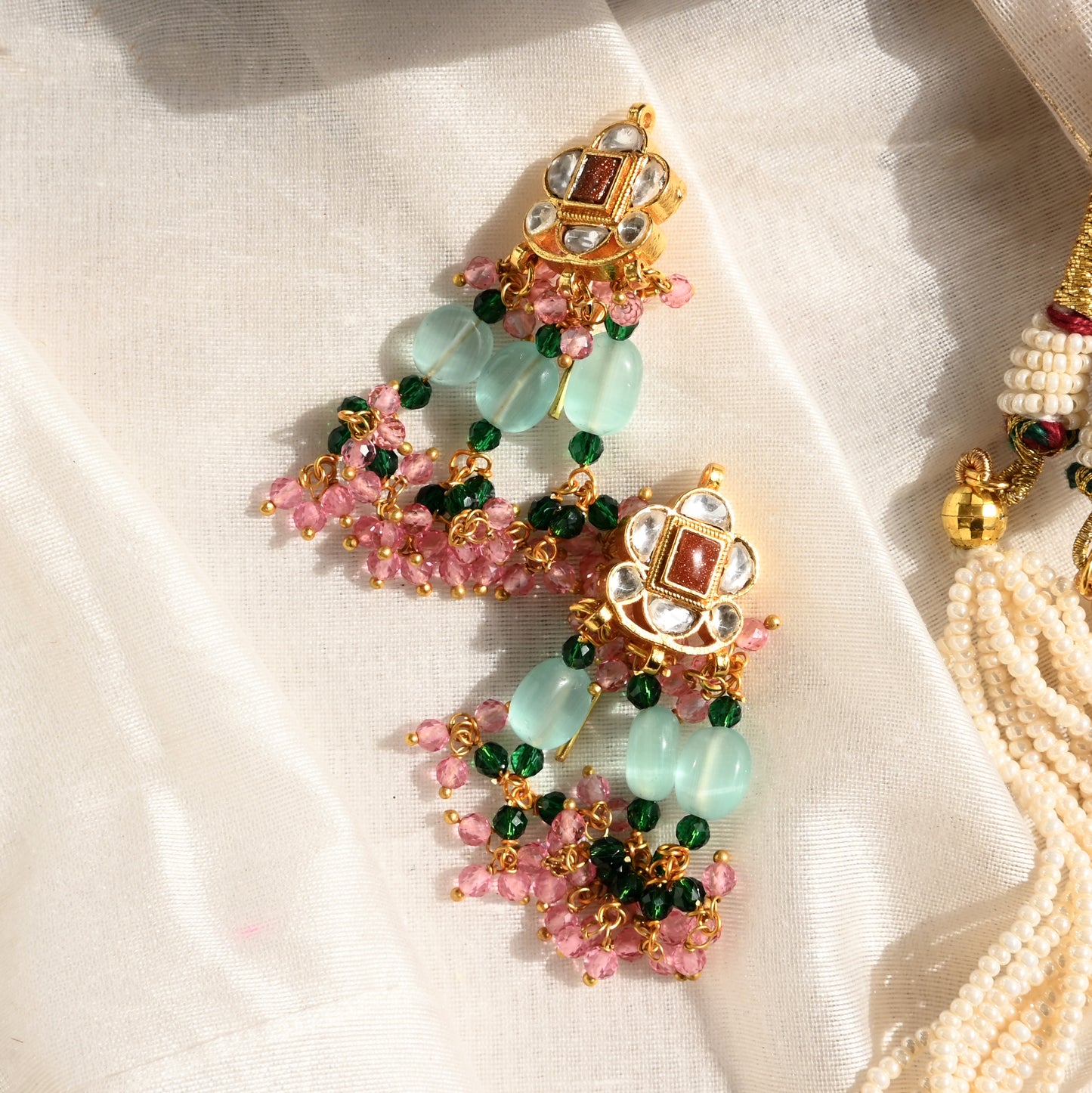 Paridhan Choker with Earrings