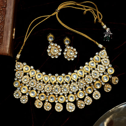 Chandni Neckalce With Earrings, Tika