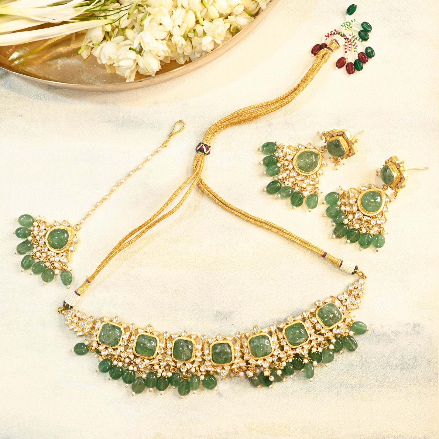 Devansha Choker with Earring and Tika