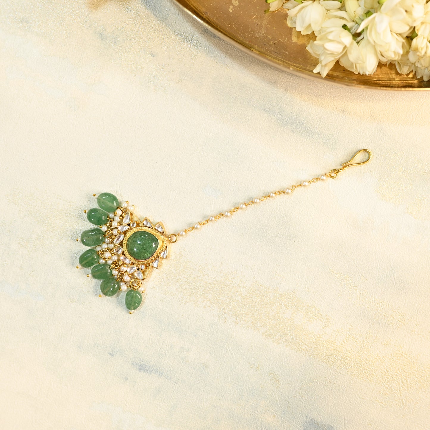 Devansha Choker with Earring and Tika