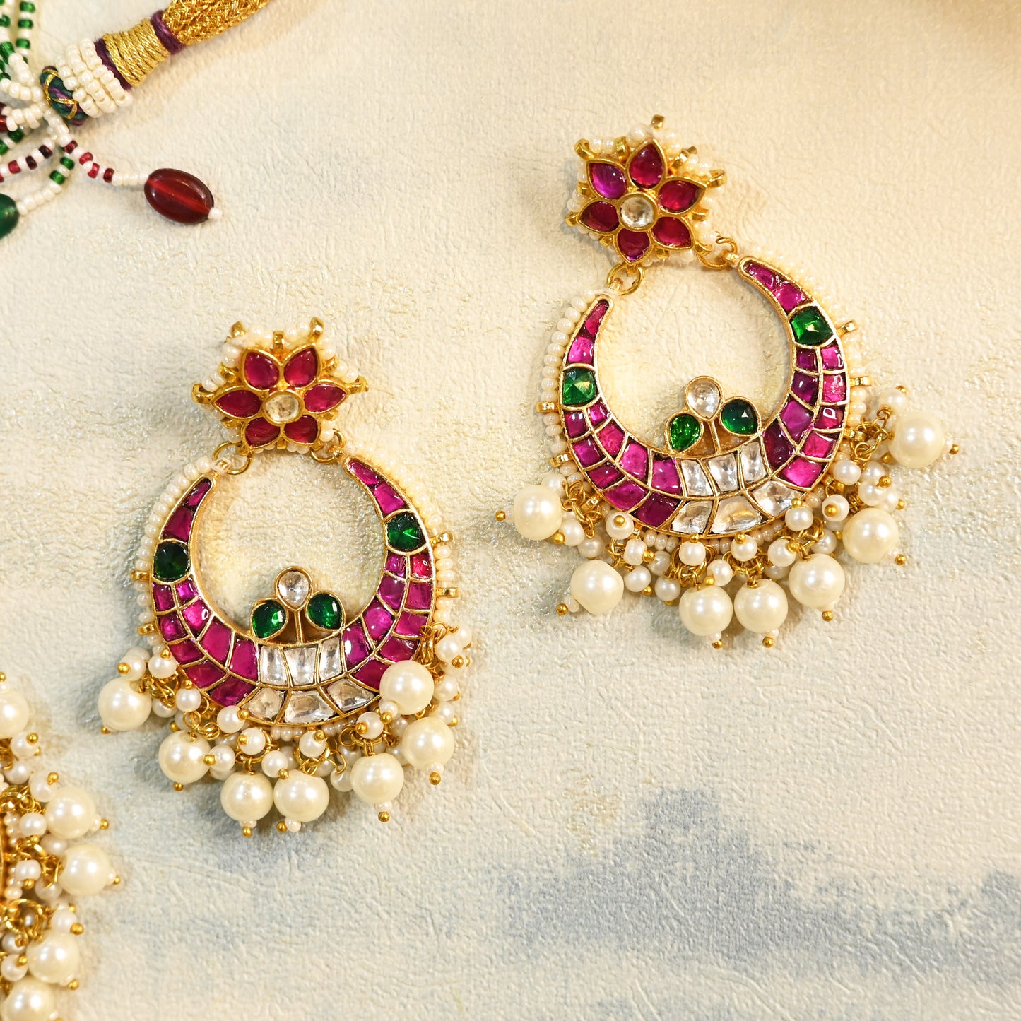 Tanishree Choker with Earrings and Tika