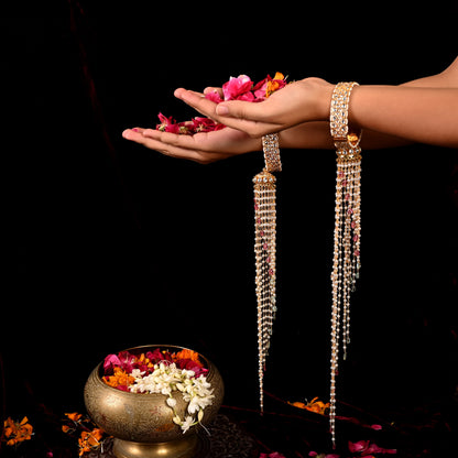 Vedhi Kaleera With Bangle